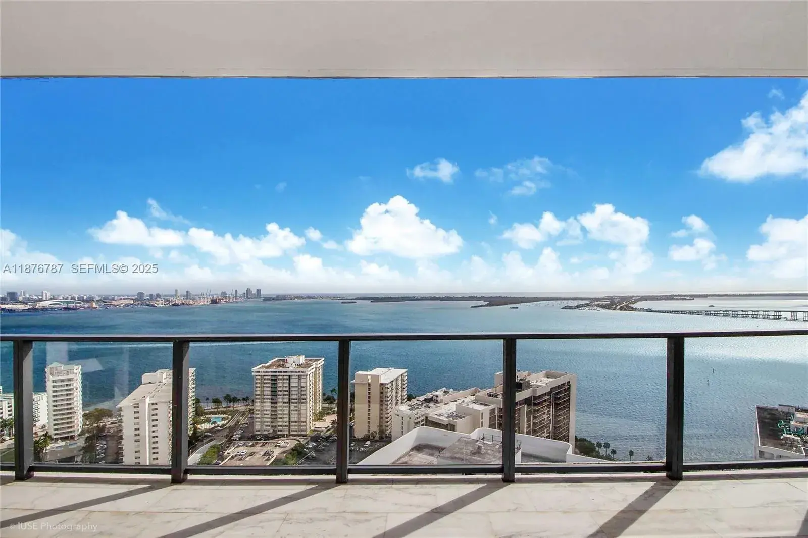 2 bedroom 3 bath Residential for sale at 1451 Brickell Ave # 3102, Miami FL 33131