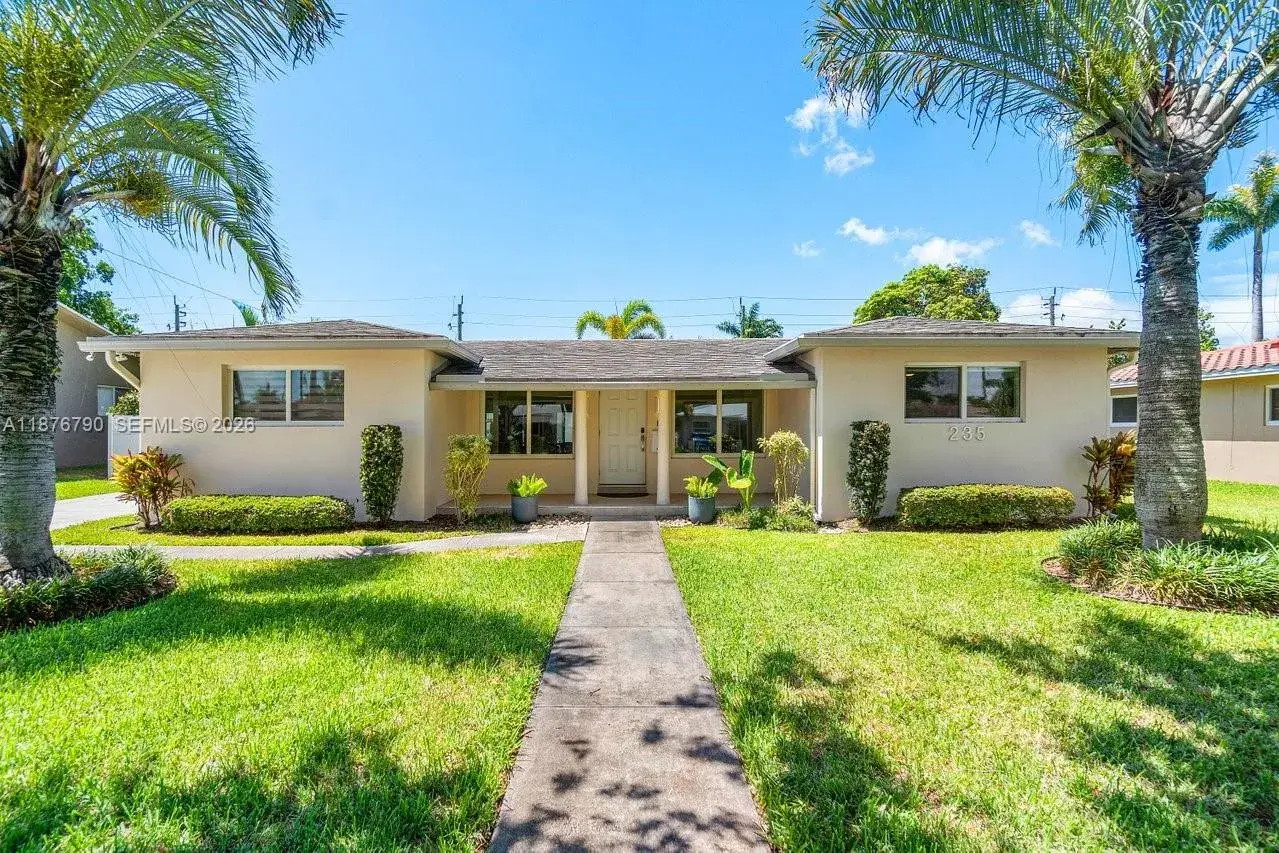 5 bedroom 3 bath Residential for sale at 235 SE 6th St, Dania Beach FL 33004
