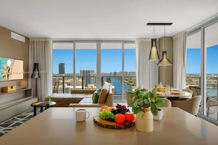 4010 S Ocean Dr # R2308, Hollywood FL 33019