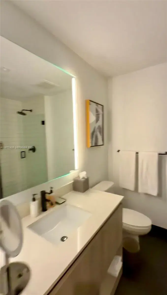 398 NE 5th St # 2316, Miami FL 33132
