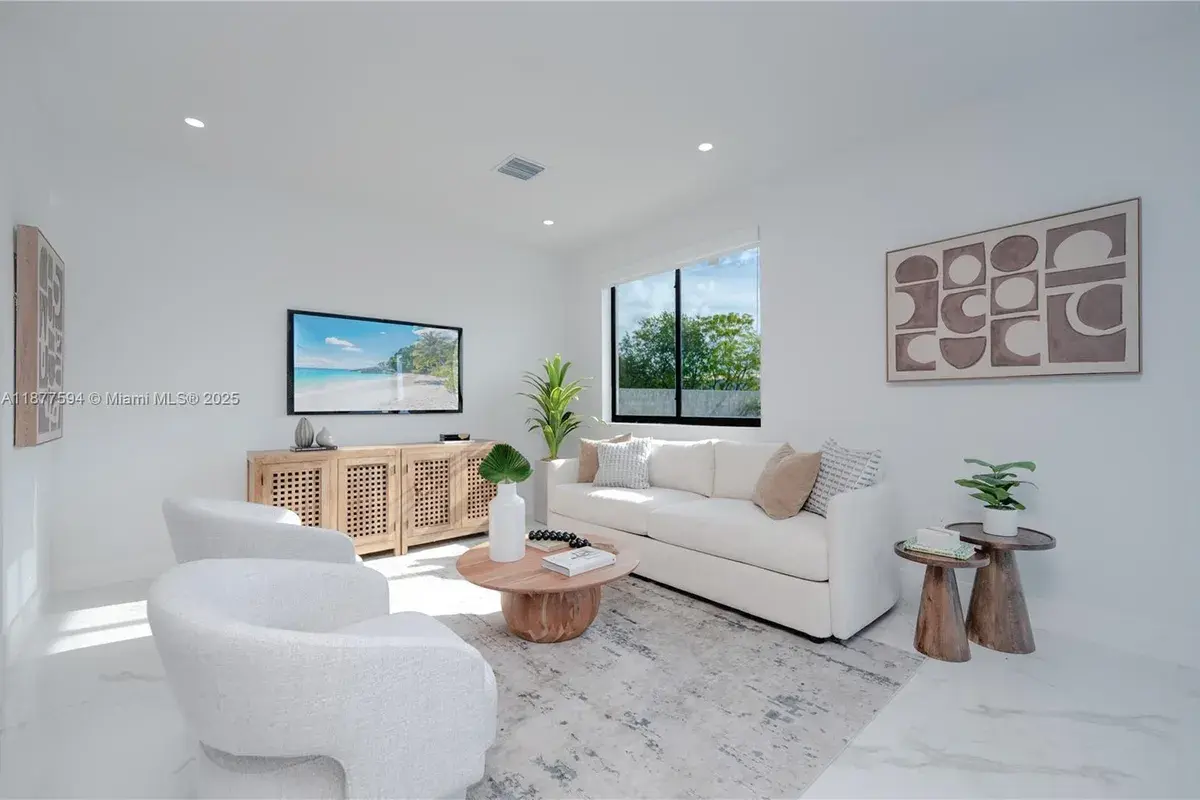 238 NW 2nd St # 6, Florida City FL 33034
