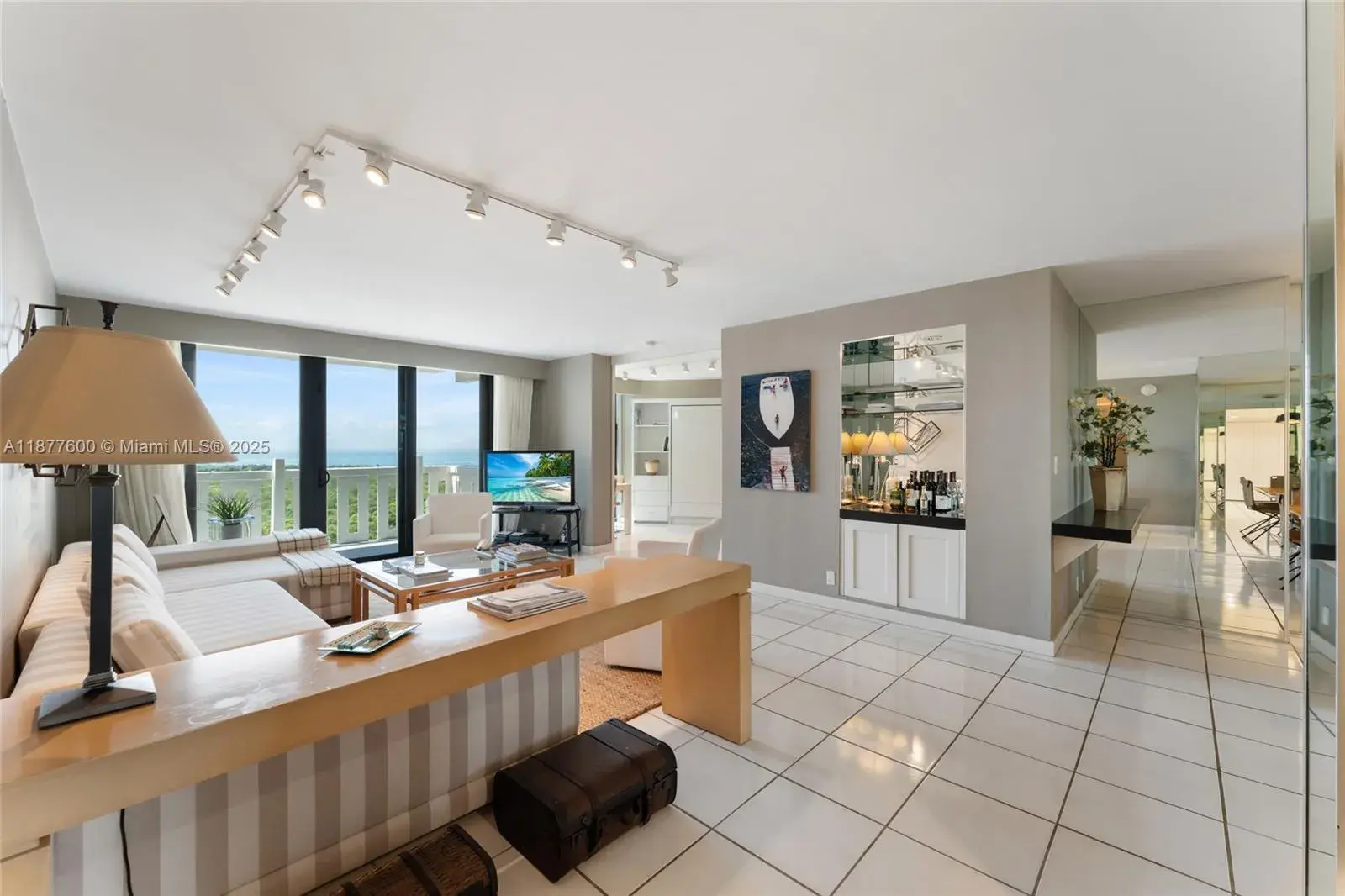 2 bedroom 2 bath for rent at 1121 Crandon Blvd # E1206, Key Biscayne FL 33149