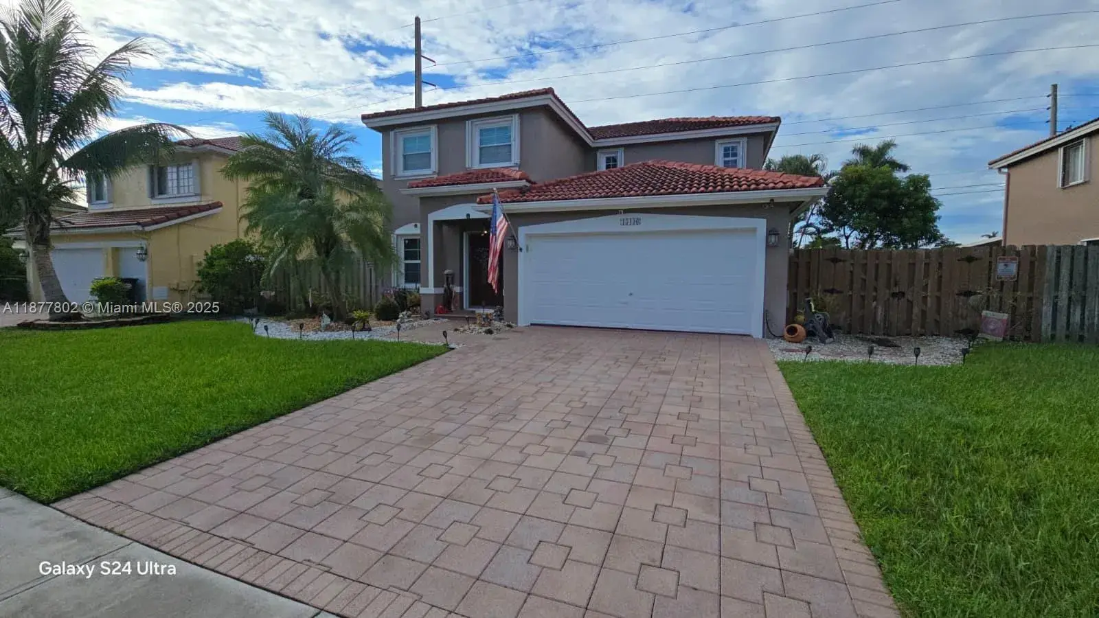 4 bedroom 3 bath Residential for sale at 15436 SW 151st Ter, Miami FL 33196