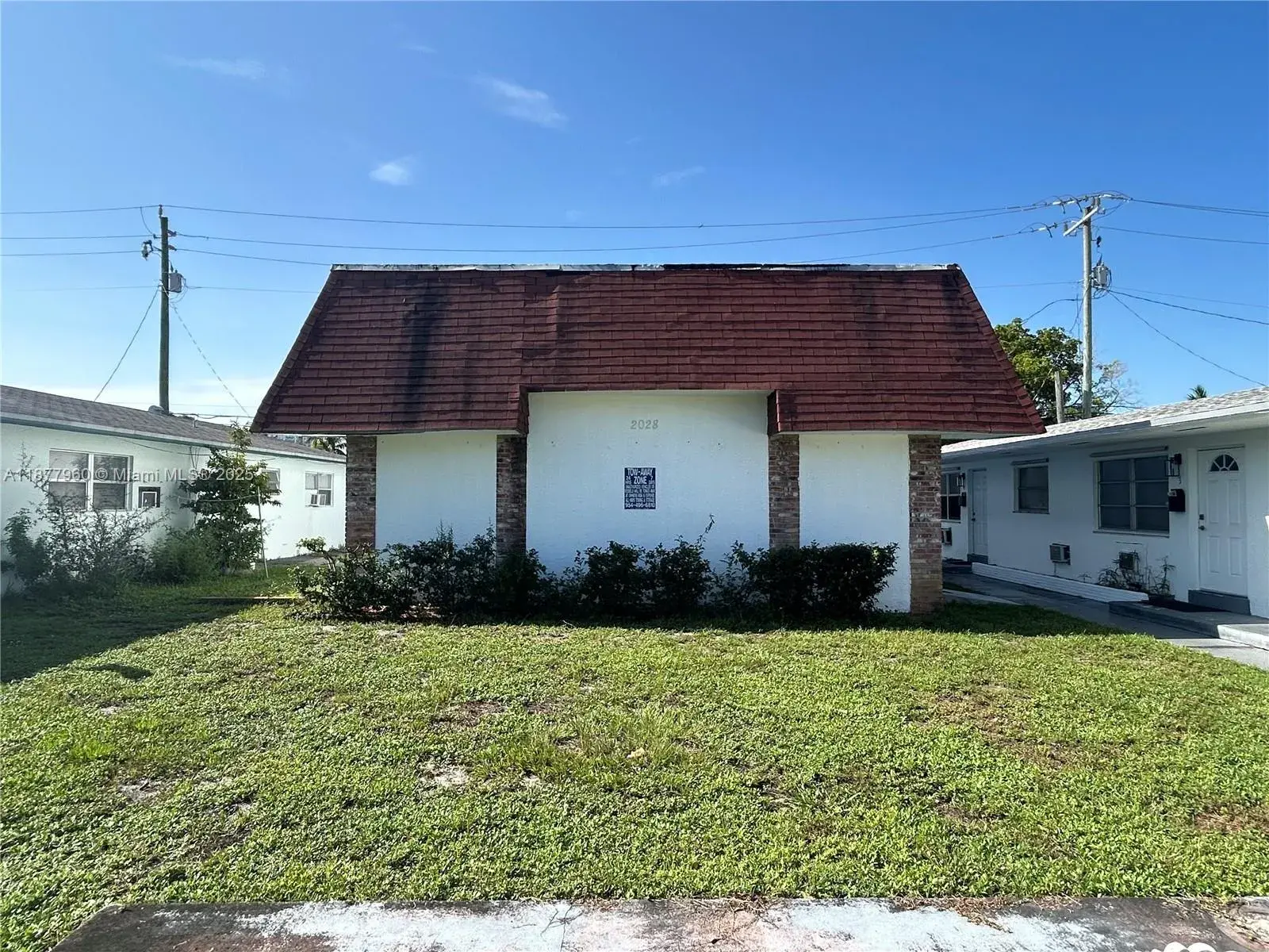 Commercial Sale for sale at 2028 Buchanan St, Hollywood FL 33020