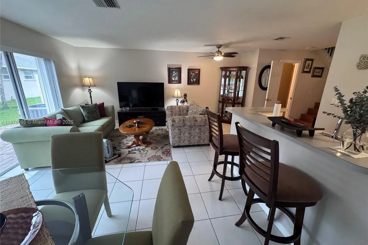 12204 NW 36th Pl, Sunrise FL 33323