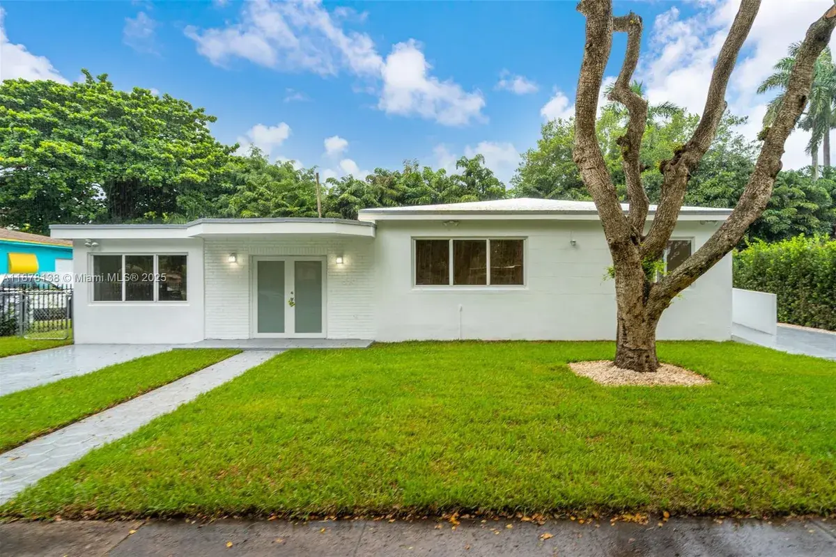 510 NE 155th Ter, Miami FL 33162