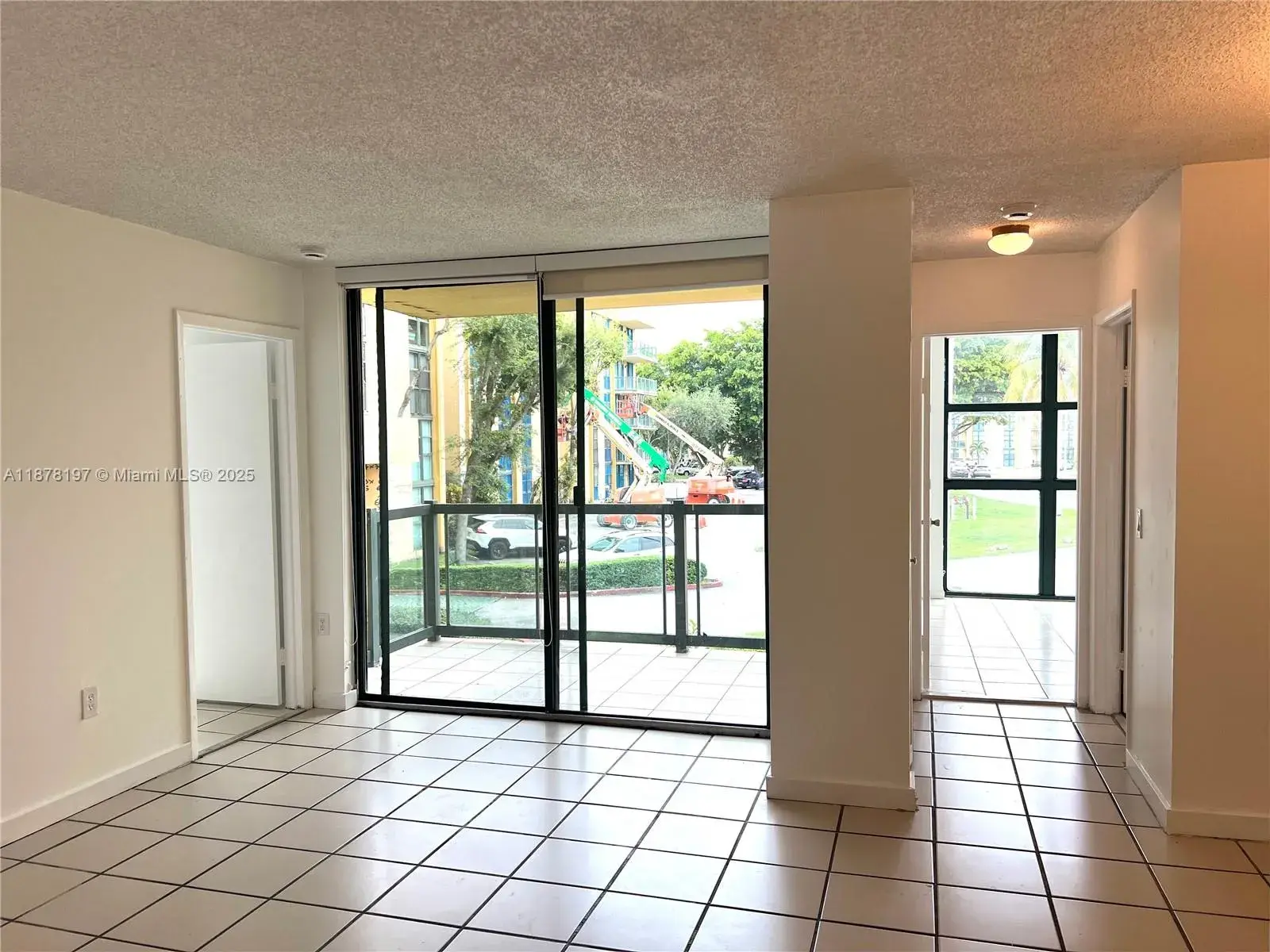 2 bedroom 2 bath Residential for sale at 11780 SW 18th St # 2, Miami FL 33175