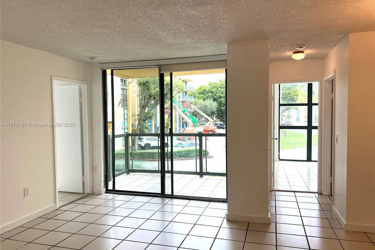 11780 SW 18th St # 2, Miami FL 33175
