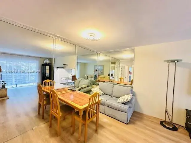 500 NE 14th Ave # 204, Hallandale Beach FL 33009