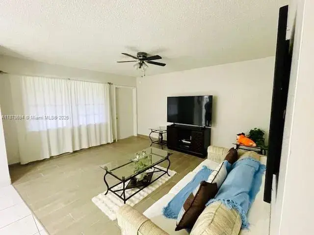 5300 Washington St # S112, Hollywood FL 33021