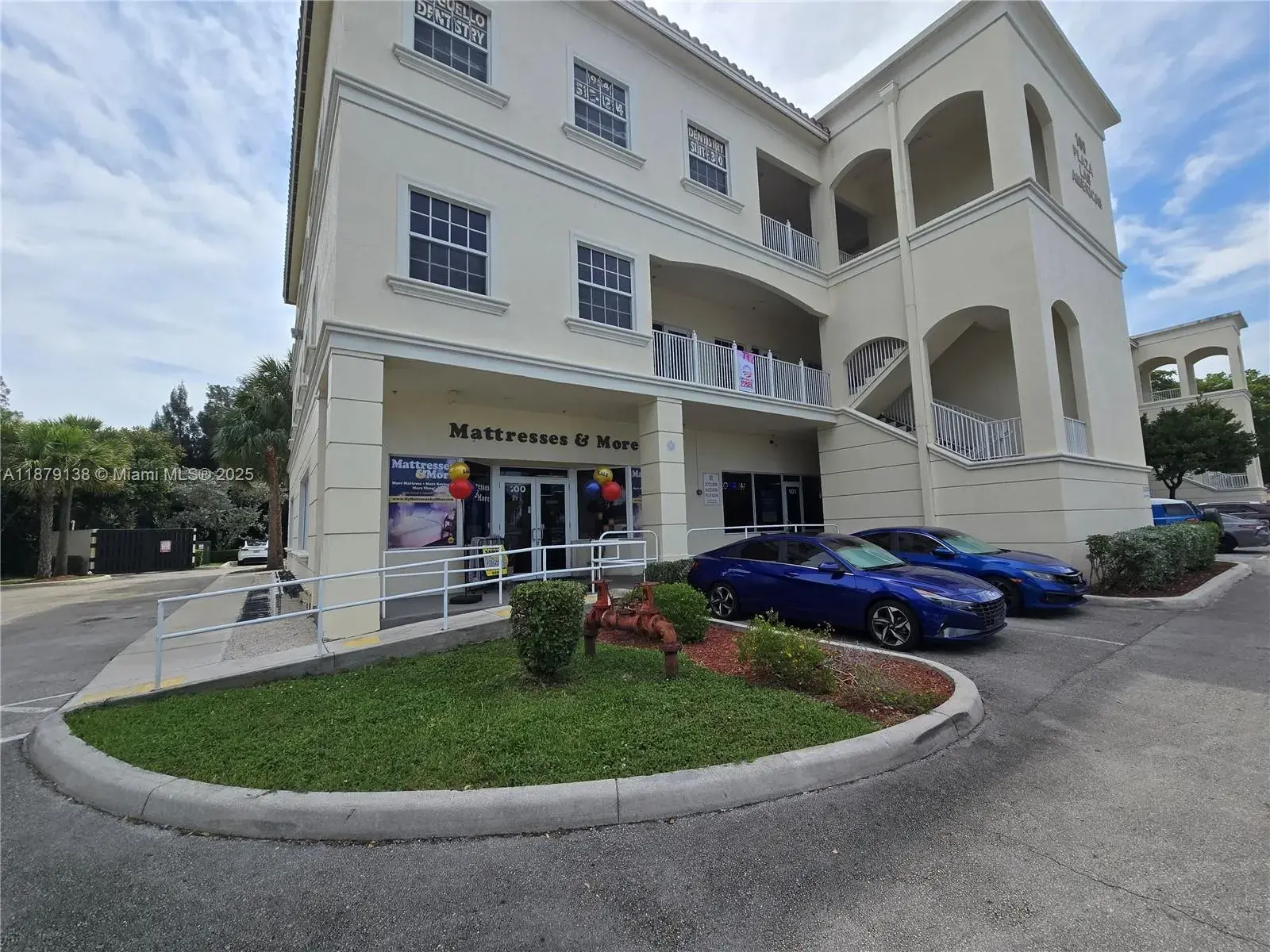 Commercial Sale for sale at 100 N State Road 7 # 102, Margate FL 33063