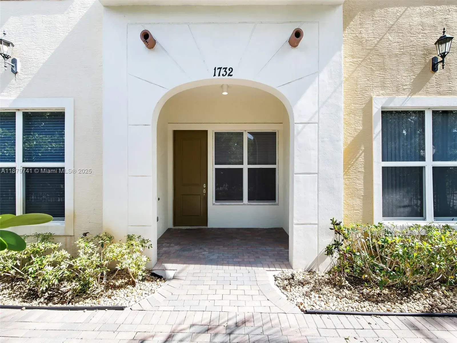 3 bedroom 2 bath Residential for sale at 1732 NW 124th Pl, Pembroke Pines FL 33028
