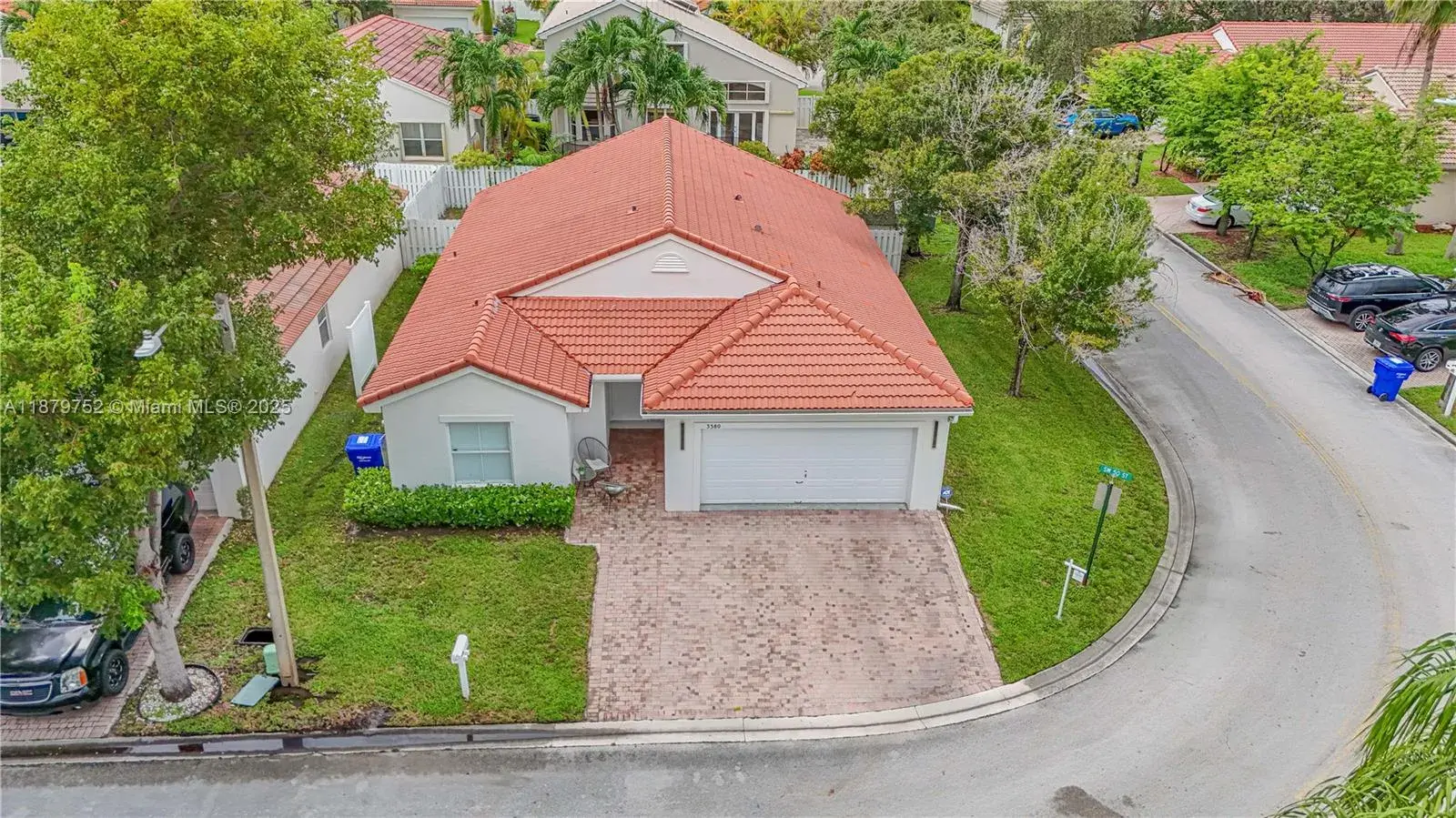 3 bedroom 2 bath Residential for sale at 3380 SW 50th St, Hollywood FL 33312