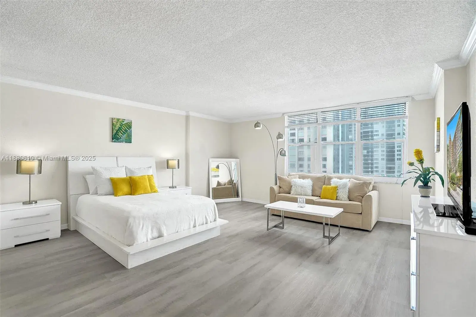 2501 S Ocean Dr, Hollywood FL 33019