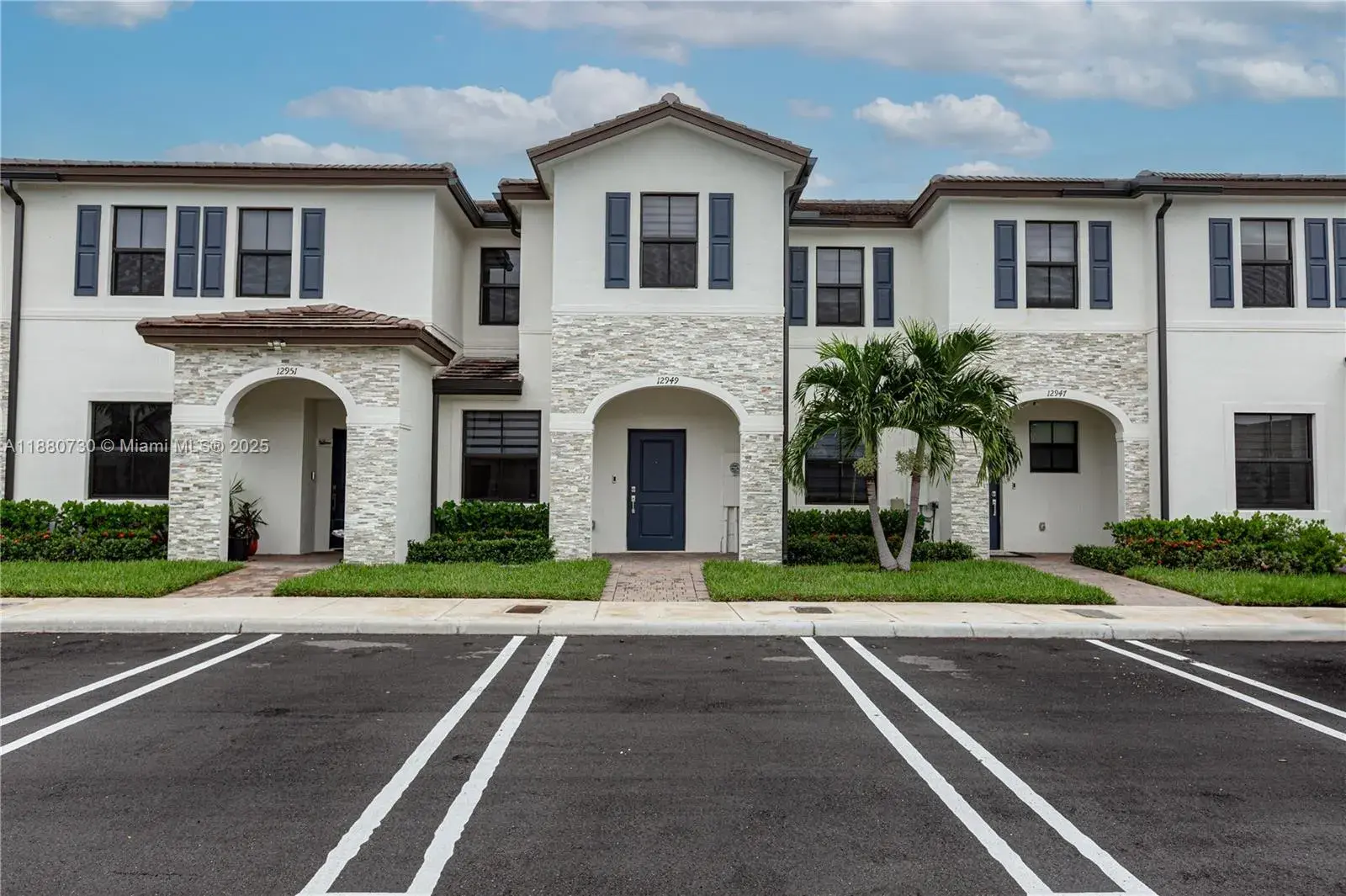 3 bedroom 2 bath Residential for sale at 12949 SW 232nd Ln, Homestead FL 33032