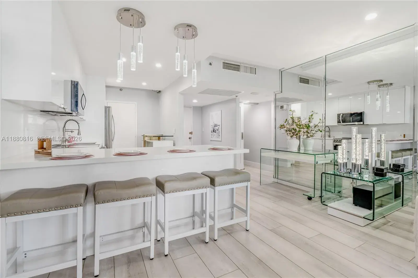 100 Lincoln Rd # 323, Miami Beach FL 33139