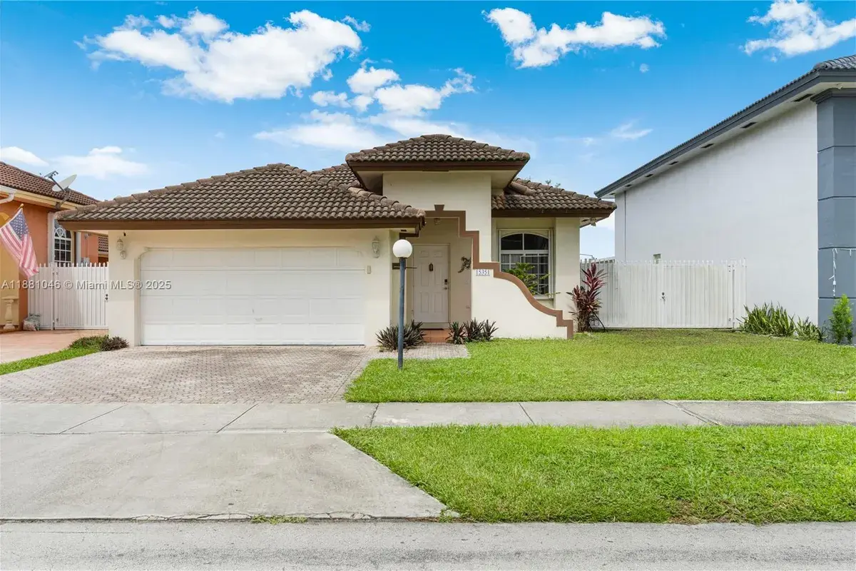15351 SW 36th St, Miami FL 33185