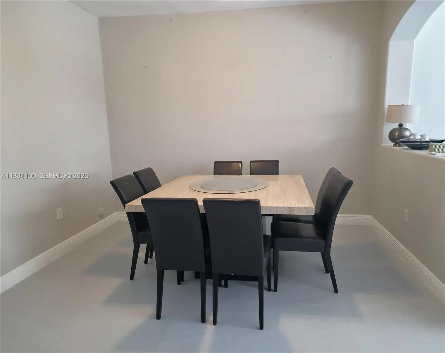 8069 NW 108th Pl, Doral FL 33178