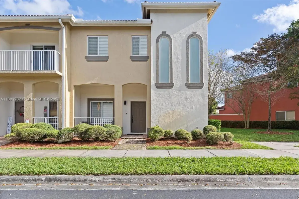 1954 SE 23rd Ter, Homestead FL 33035