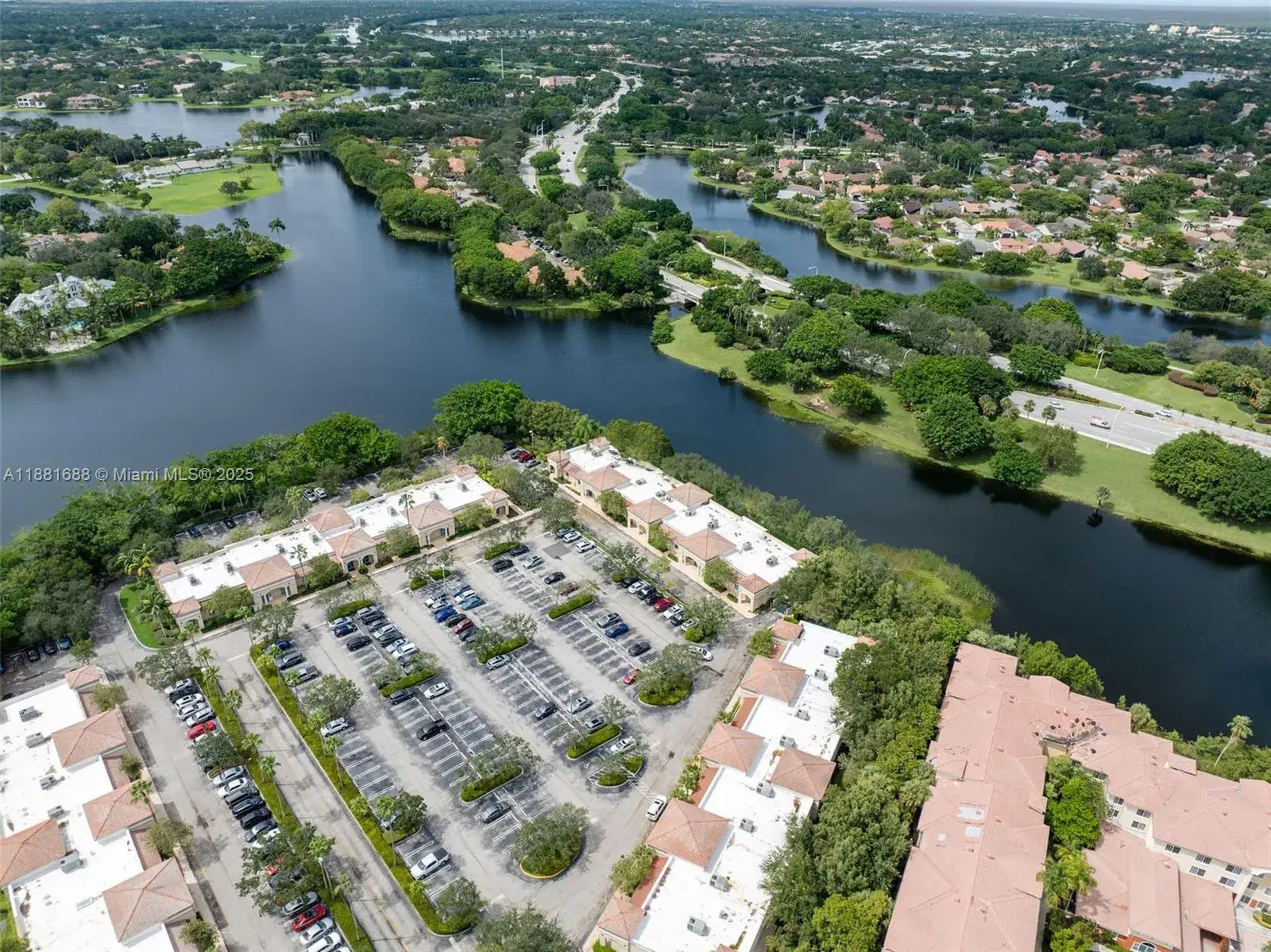 Commercial Sale for sale at 2665 Executive Park Dr, Weston FL 33331