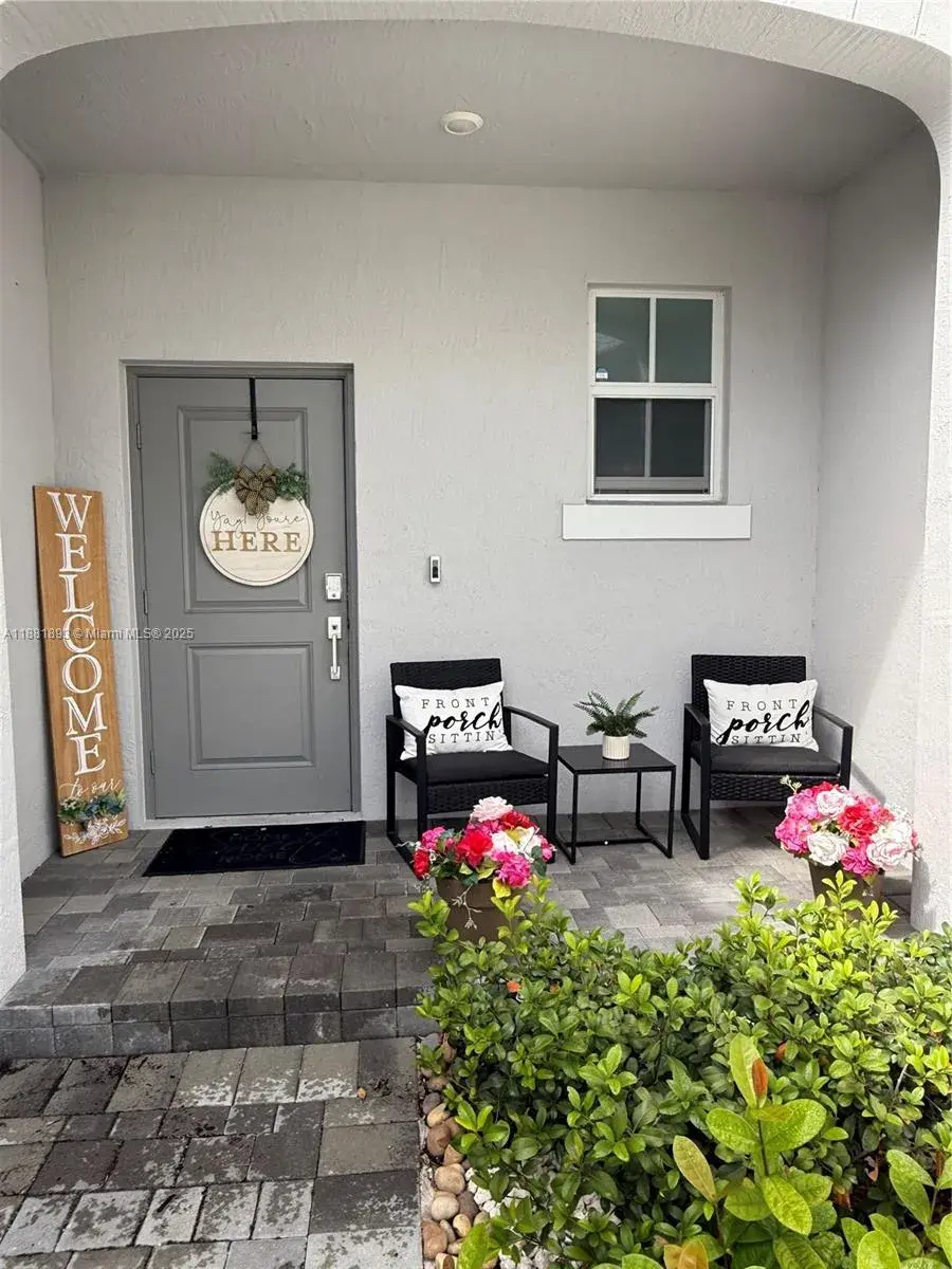 11855 NW 46th St, Coral Springs FL 33076
