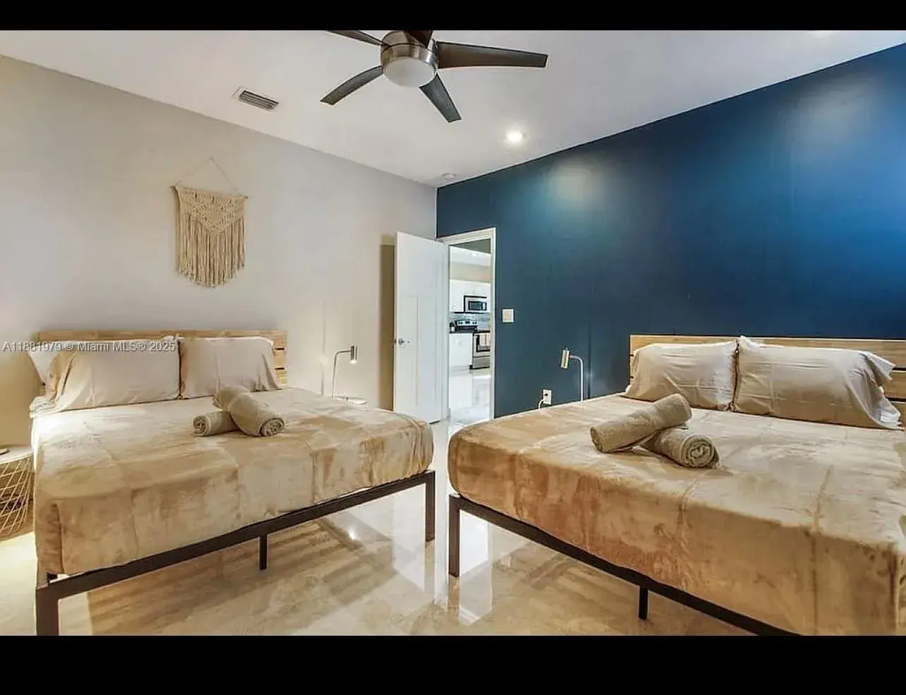 149 NW 48th St, Miami FL 33127