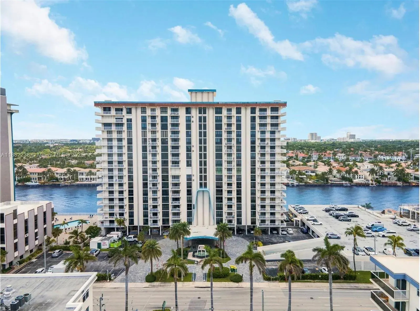 2 bedroom 2 bath Residential for sale at 1500 S Ocean Dr # 3G, Hollywood FL 33019