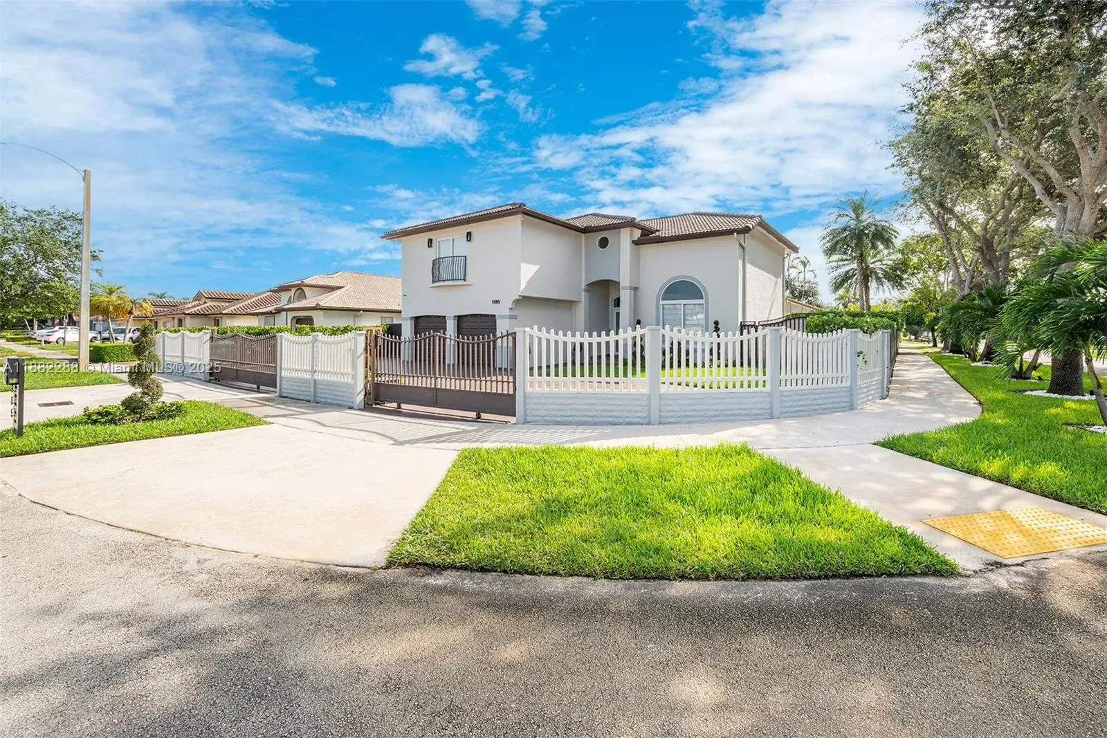 1385 SW 143rd Ct, Miami FL 33184