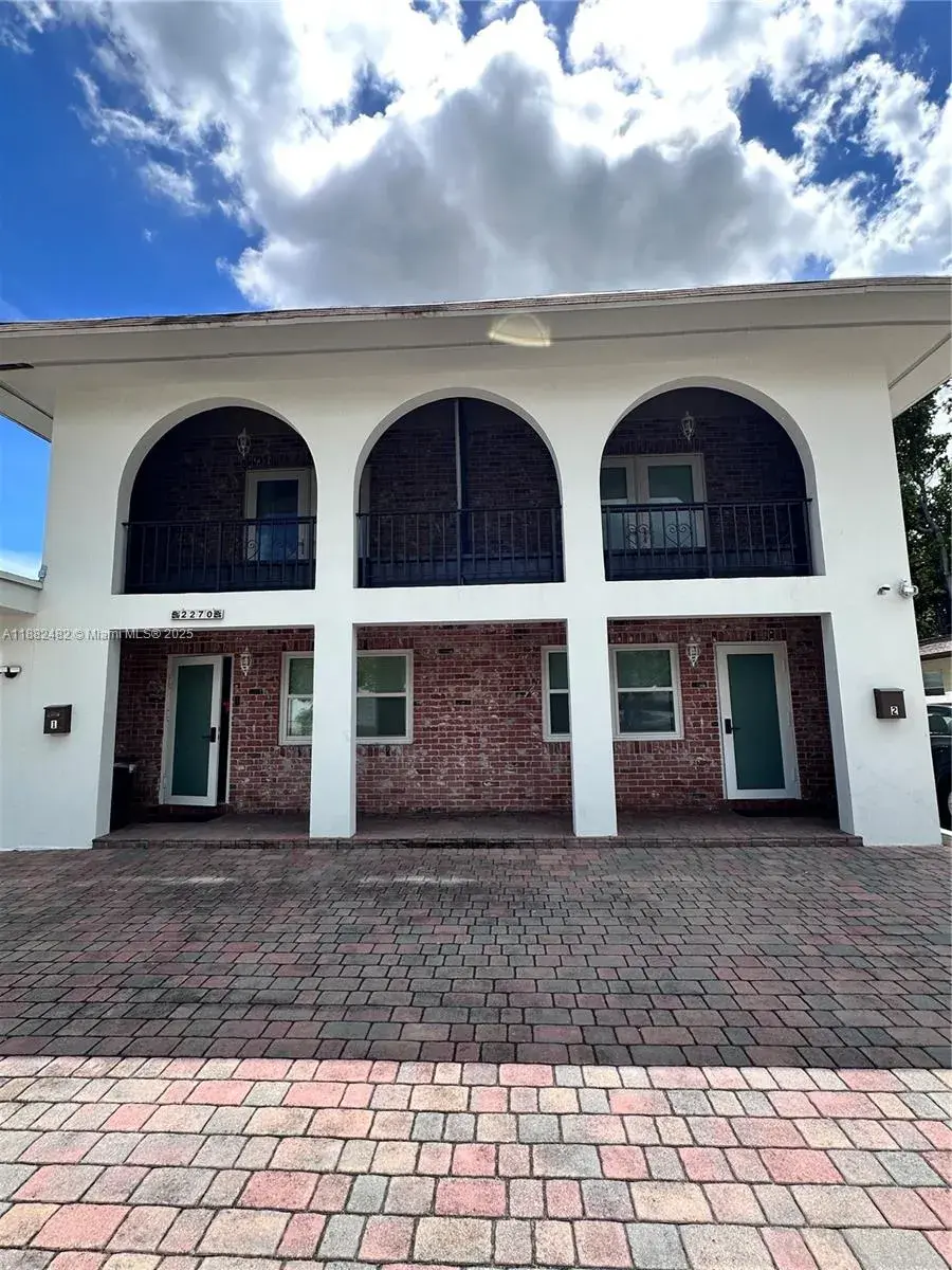 2270 SW 46th Ct, Dania Beach FL 33312