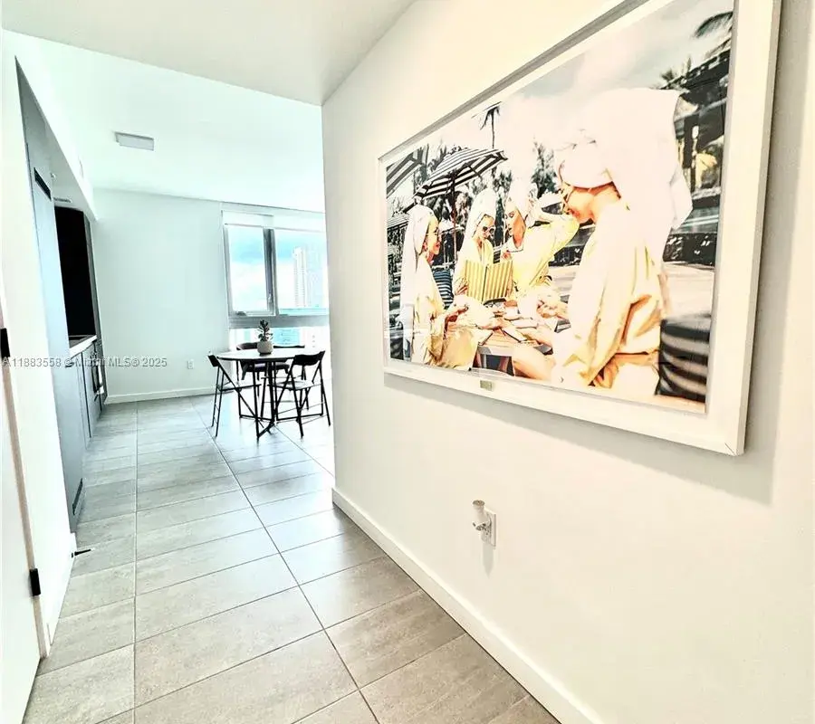 227 NE 2nd St # 2306, Miami FL 33132