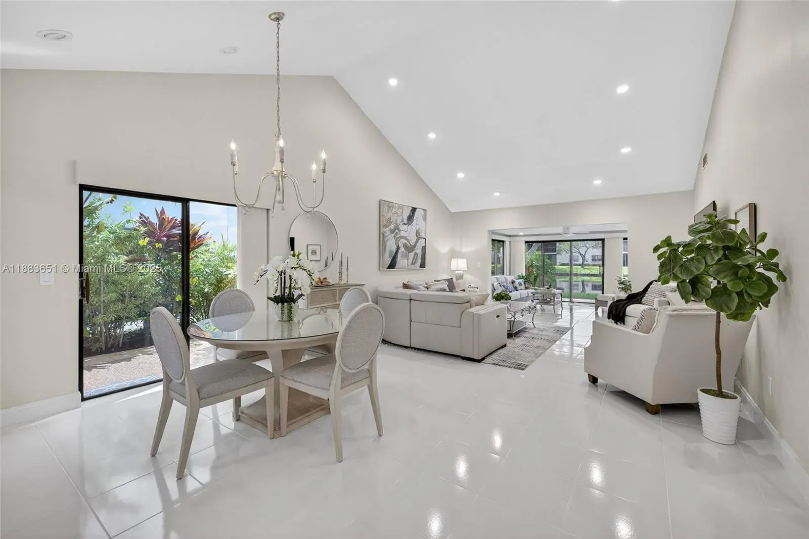 21695 Arriba Real, Boca Raton FL 33433