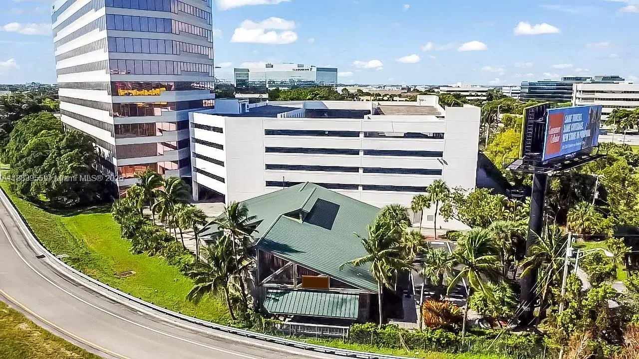 Commercial Sale for sale at 60 NW 60th St, Fort Lauderdale FL 33309