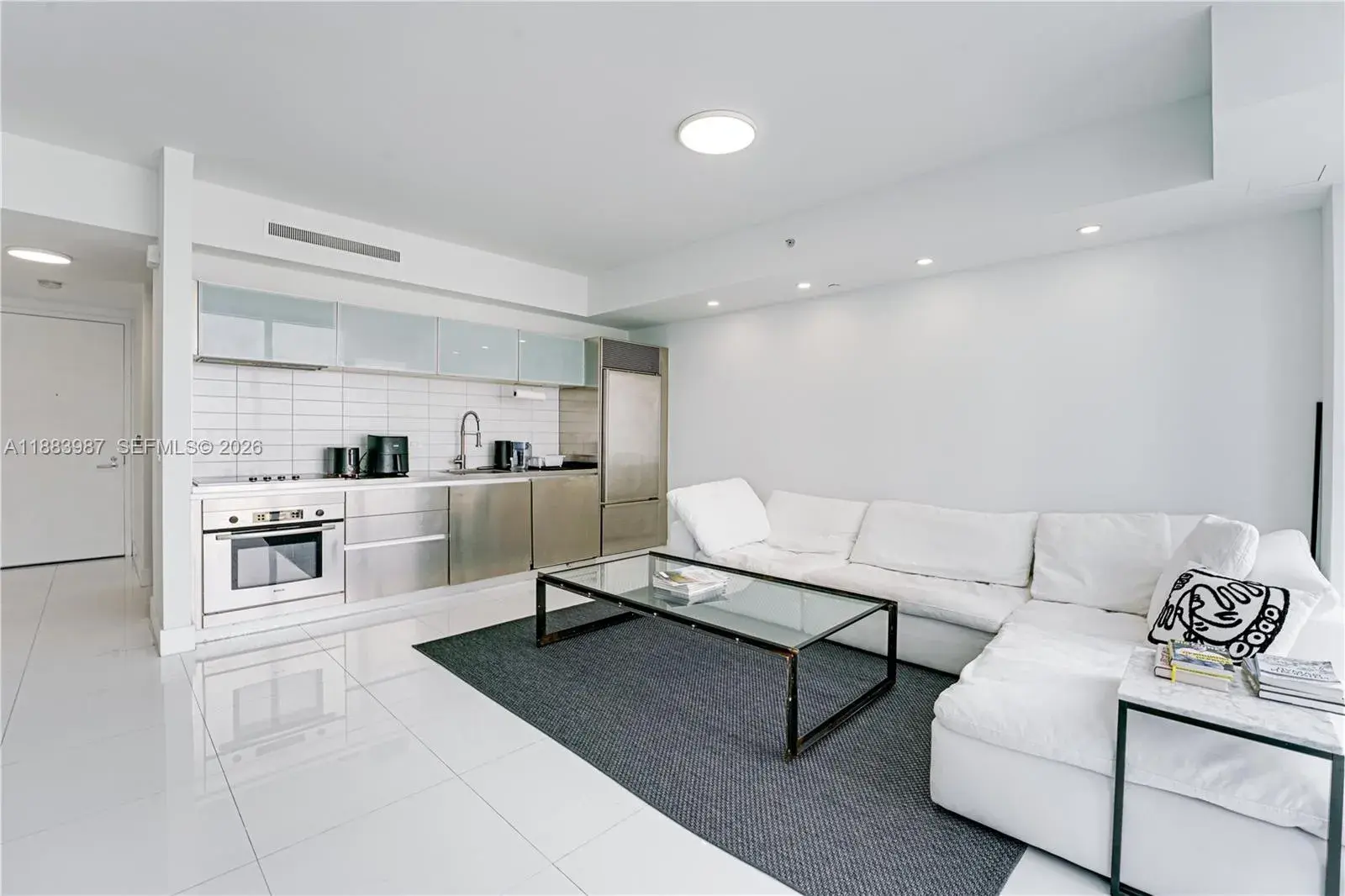 1040 Biscayne Blvd # 1905, Miami FL 33132