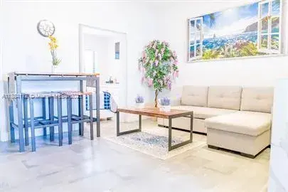 Residential Income for sale at 824 NE 4th St, Fort Lauderdale FL 33301