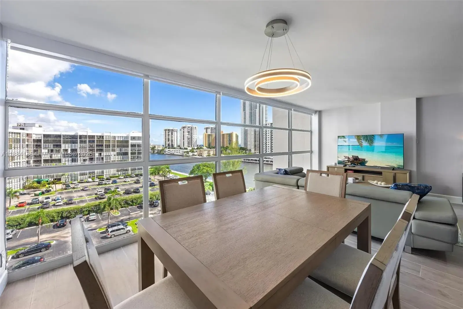 2 bedroom 2 bath Residential for sale at 600 Parkview Dr # 815, Hallandale Beach FL 33009