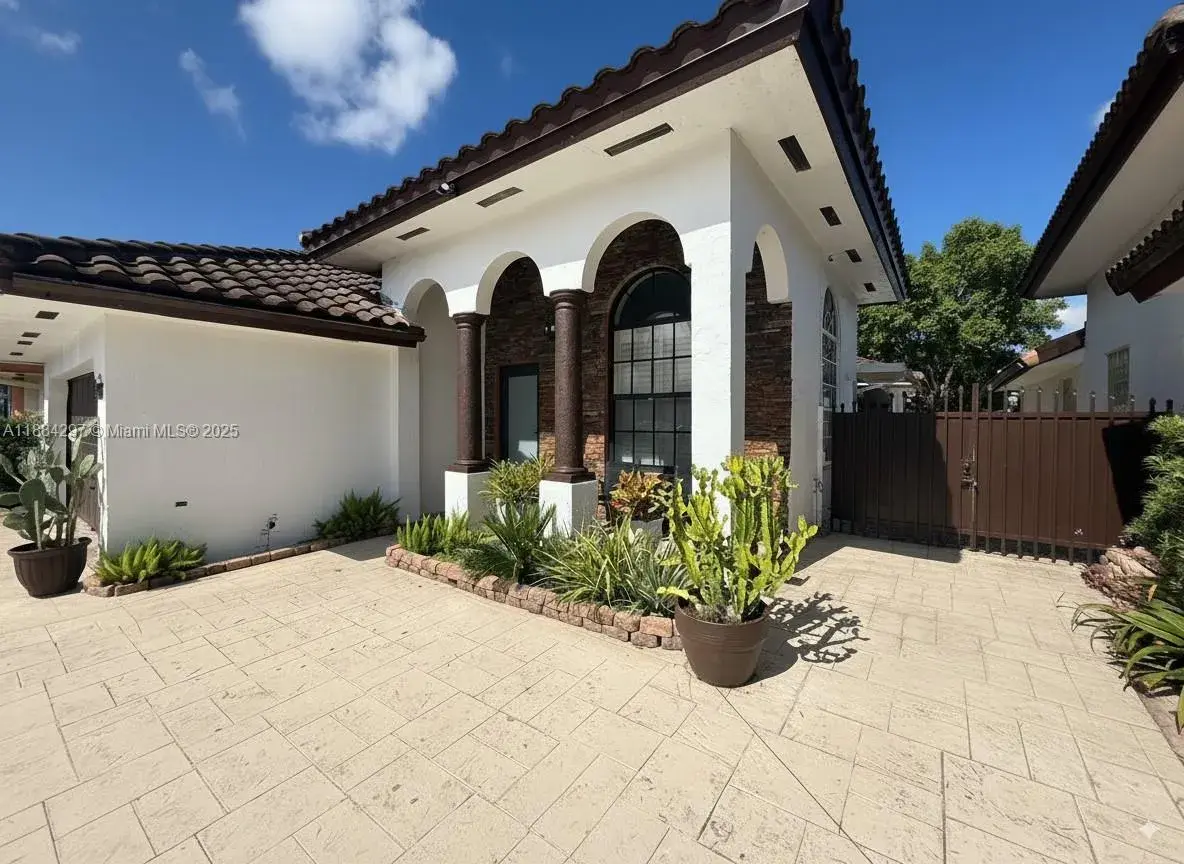 3461 SW 154th Ct, Miami FL 33185