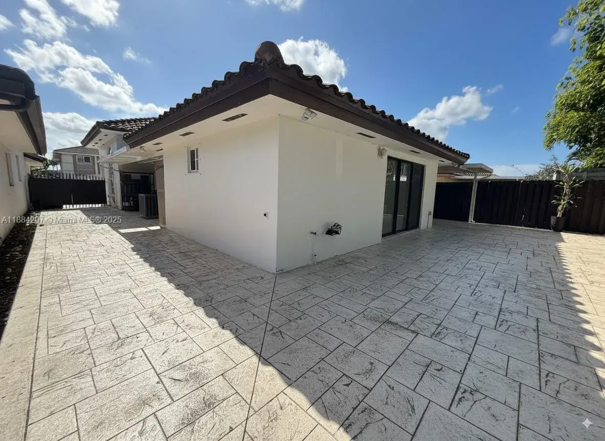 3461 SW 154th Ct, Miami FL 33185