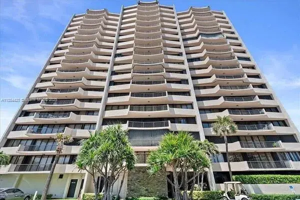 2 bedroom 2 bath Residential for sale at 4200 N Ocean Dr # 1103, Riviera Beach FL 33404