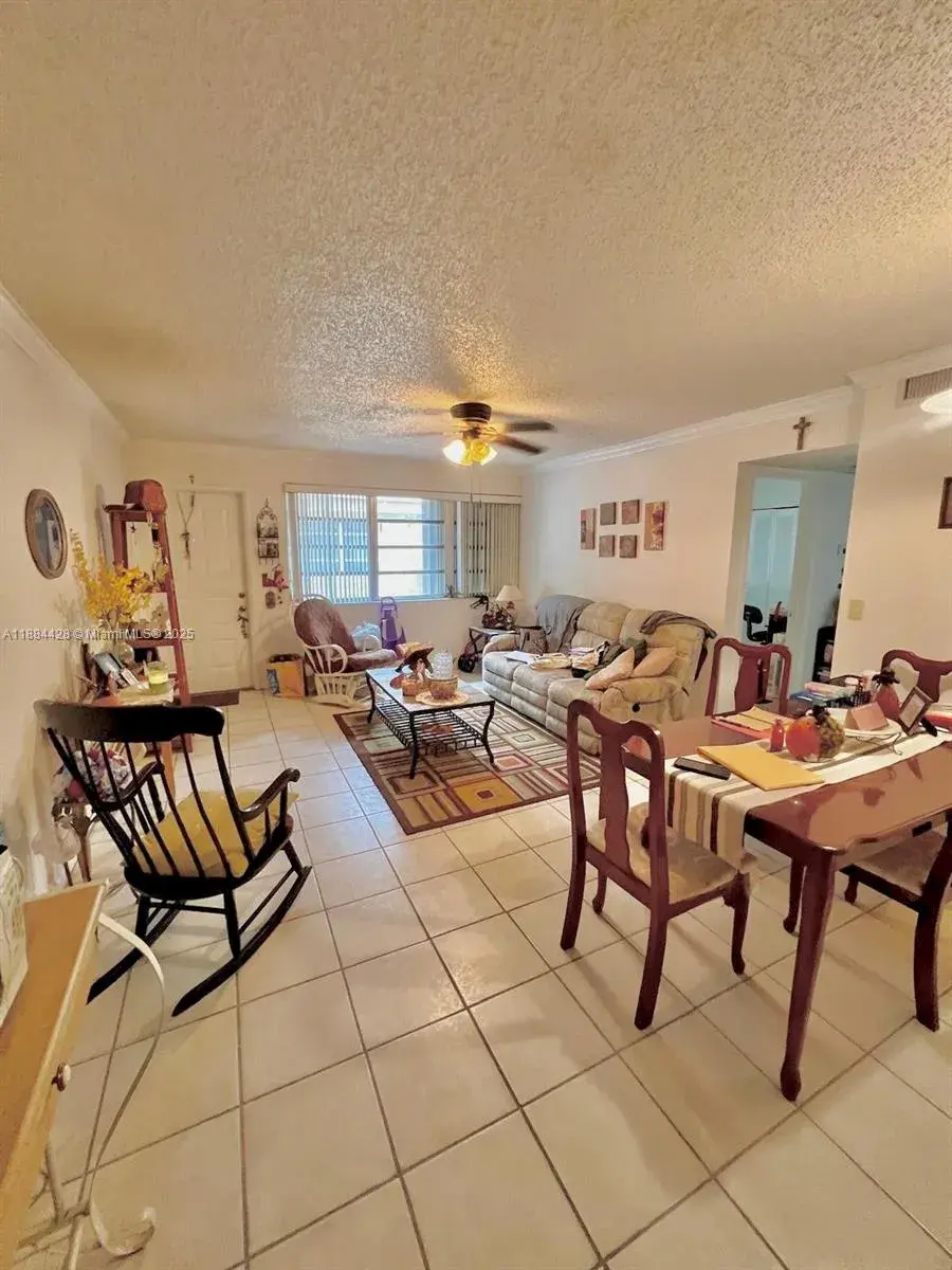 10060 Twin Lakes Dr # H, Coral Springs FL 33071