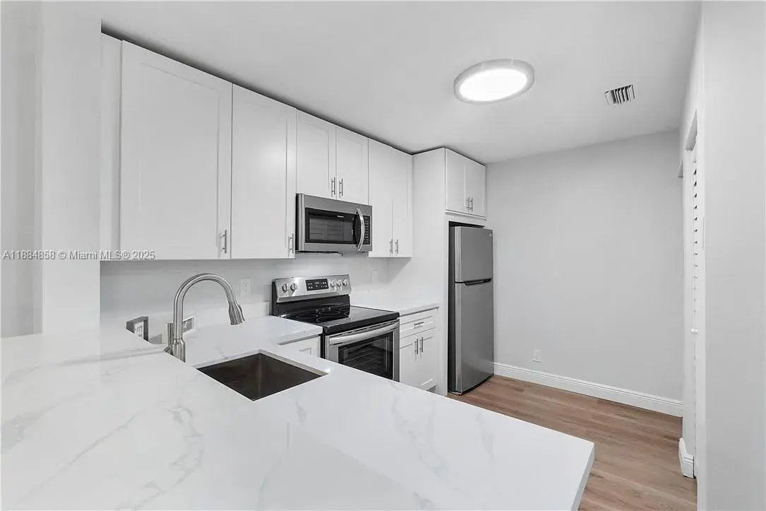 2 bedroom 2 bath Residential for sale at 5861 Riverside Dr, Coral Springs FL 33067