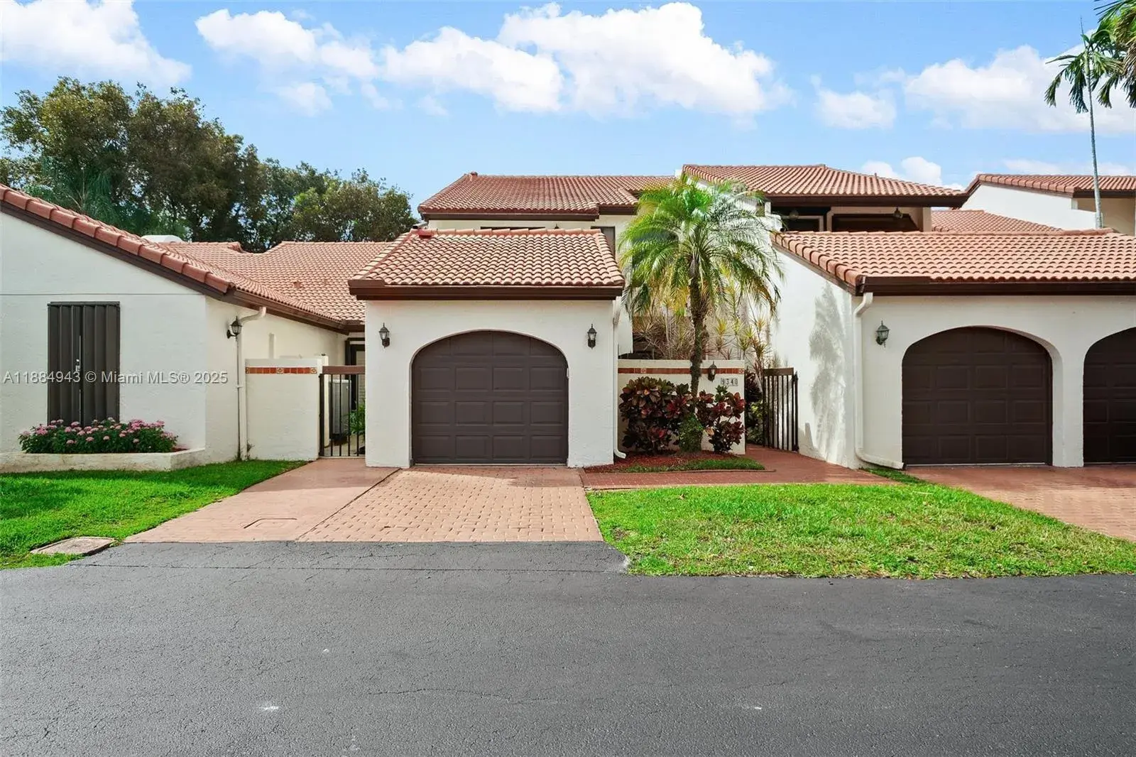 9340 NW 48th Doral Ter, Doral FL 33178