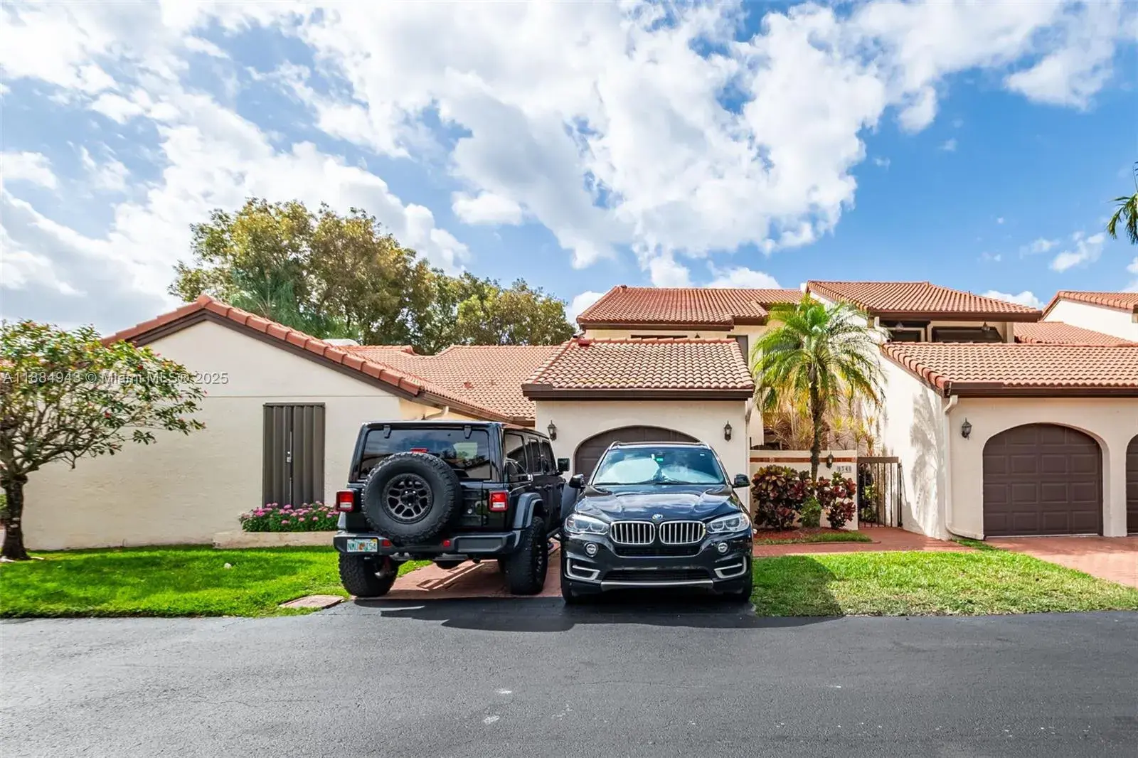 9340 NW 48th Doral Ter, Doral FL 33178