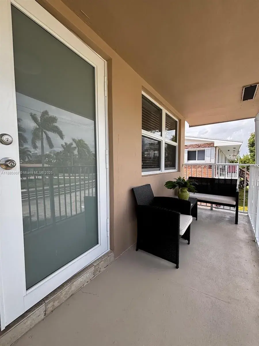 500 Layne Blvd # 20, Hallandale Beach FL 33009