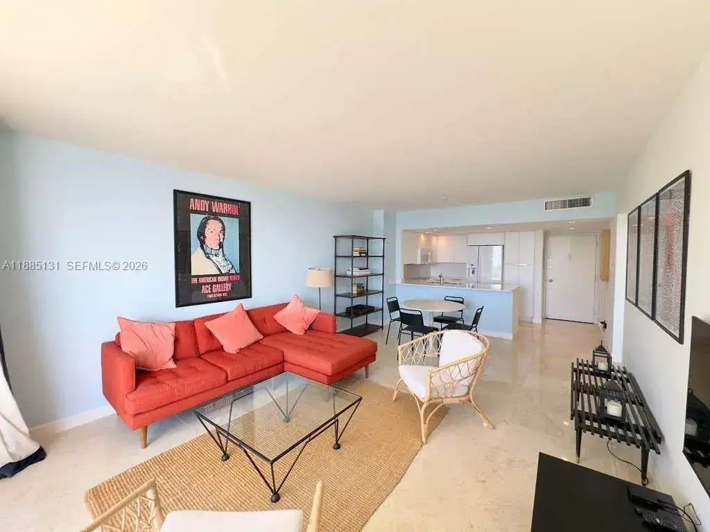 5600 Collins Ave, Miami Beach FL 33140