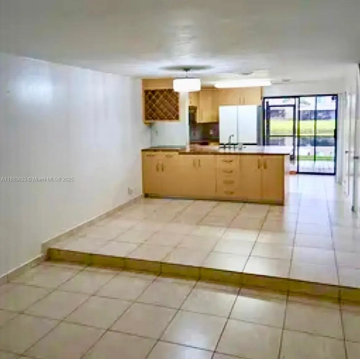 5164 S University Dr, Davie FL 33328