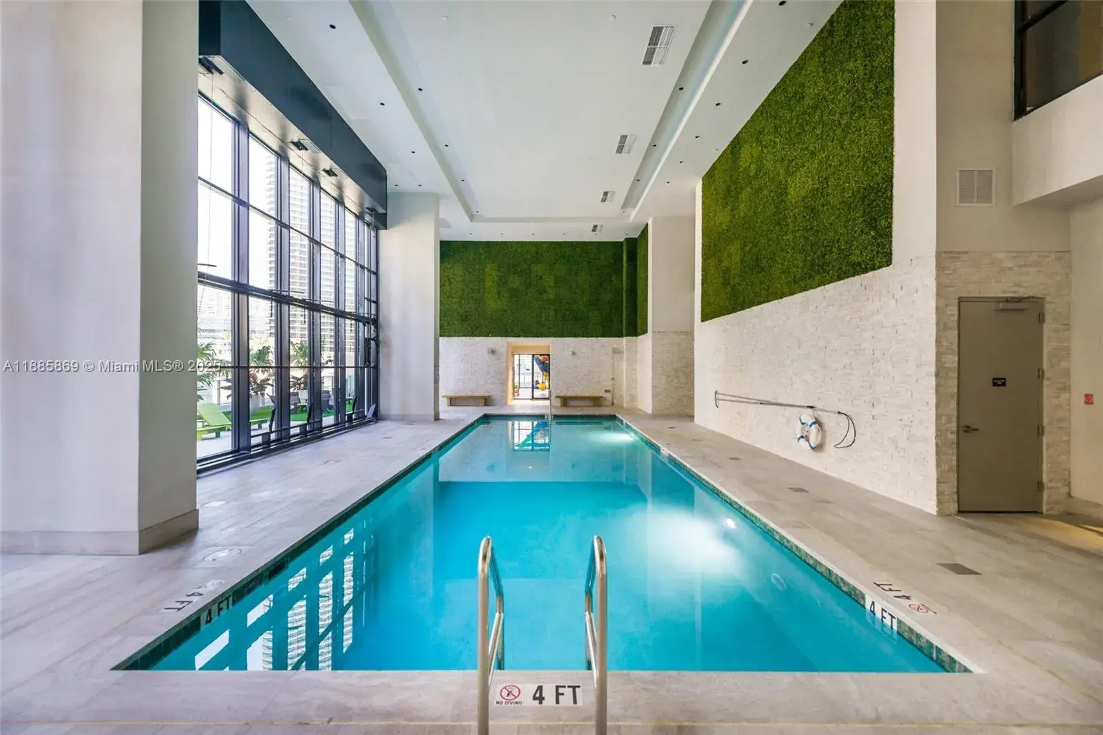 1 bedroom 1 bath Residential for sale at 1010 Brickell Ave # 3608, Miami FL 33131