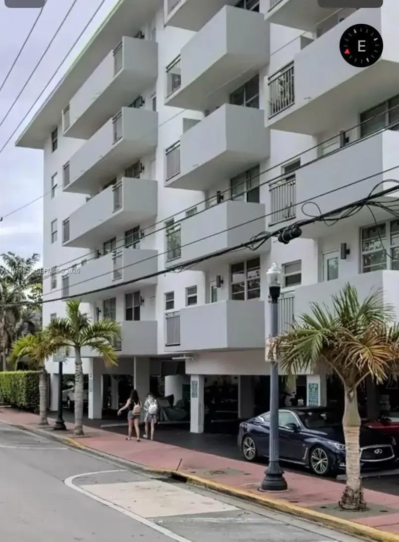 1 bedroom 1 bath Residential for sale at 360 Meridian Ave # 4C, Miami Beach FL 33139