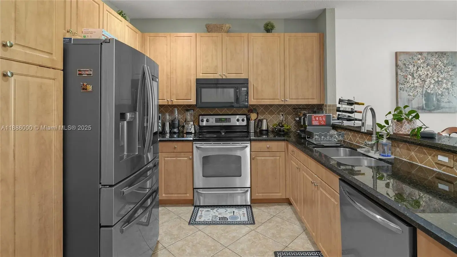 7717 Paddock Pl, Davie FL 33328