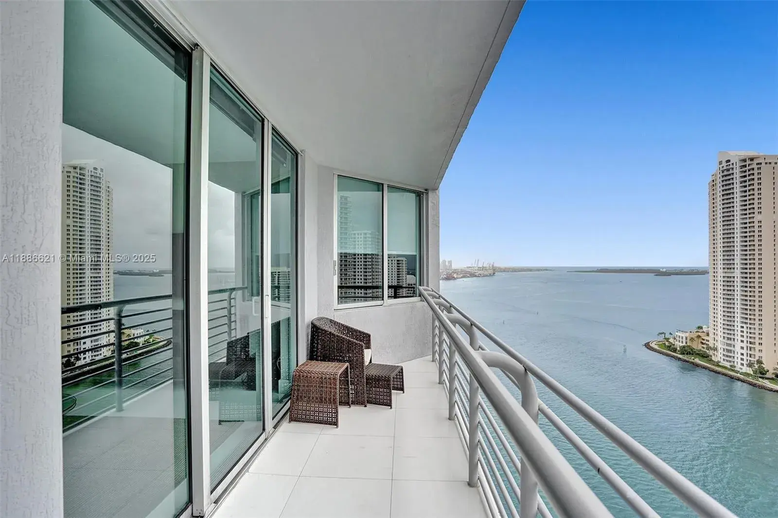 2 bedroom 2 bath Residential for sale at 325 S Biscayne Blvd # 2519, Miami FL 33131