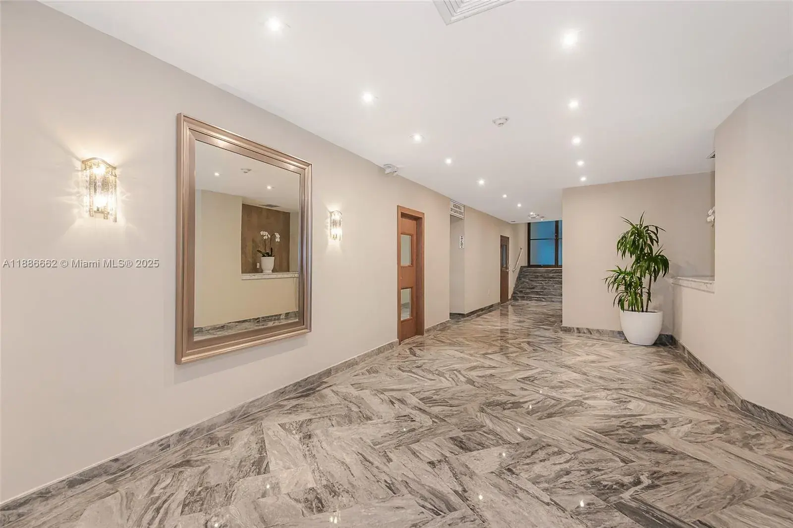 5401 Collins Ave # 9, Miami Beach FL 33140
